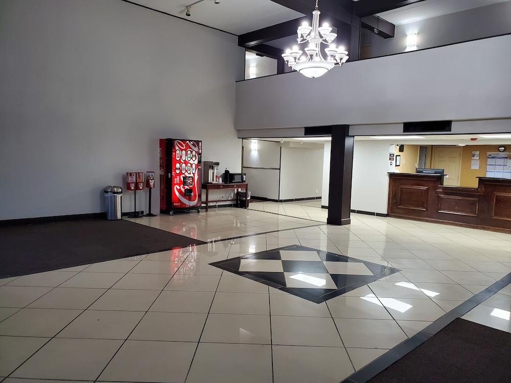 Royal Inn Hotel Индианаполис Экстерьер фото
